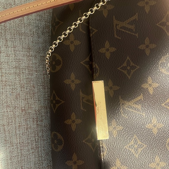 Louis Vuitton Favorite MM Shoulder Bag Brown - Picture 3 of 9